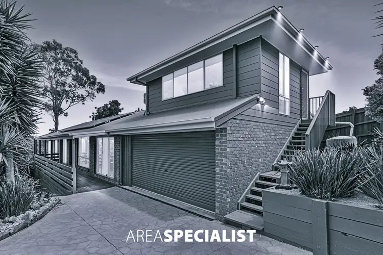4 Earle Close, Pakenham VIC 3810