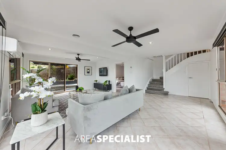 Sixth view of Homely house listing, 4 Earle Close, Pakenham VIC 3810