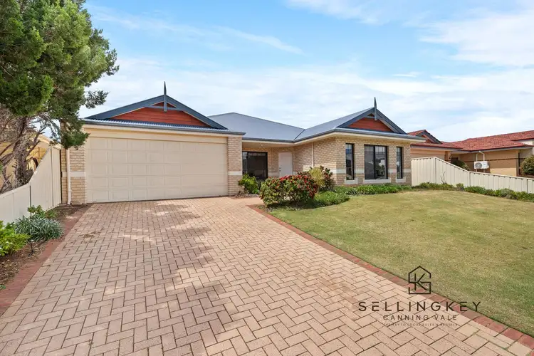 6 Laguna Way, Canning Vale WA 6155