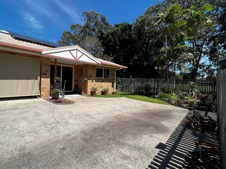 4/12 East Street, Sarina QLD 4737