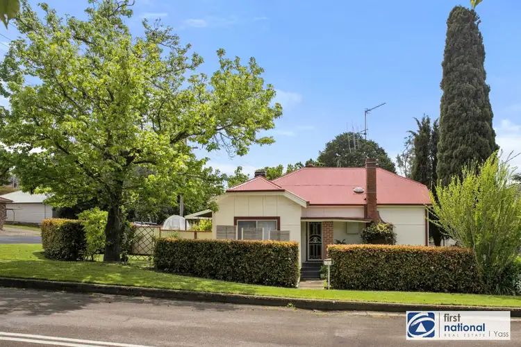 31 Mont Street, Yass NSW 2582