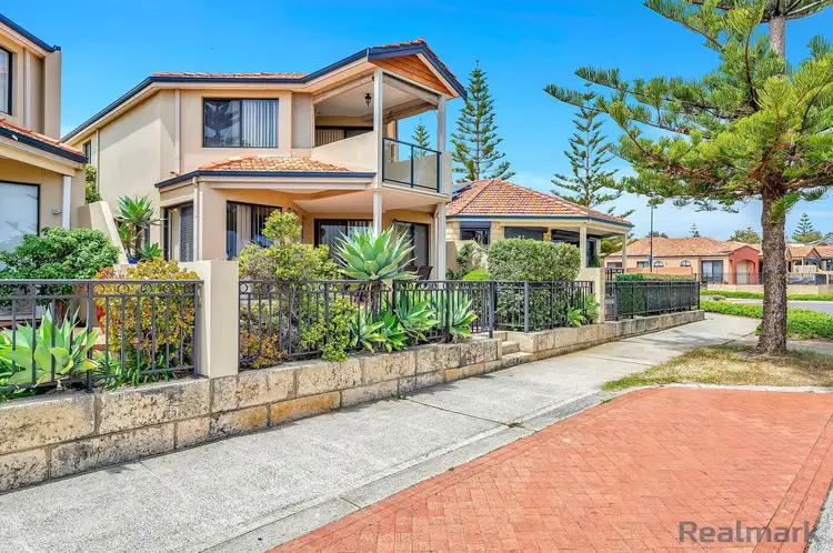 4 Westview Parade, Wannanup WA 6210