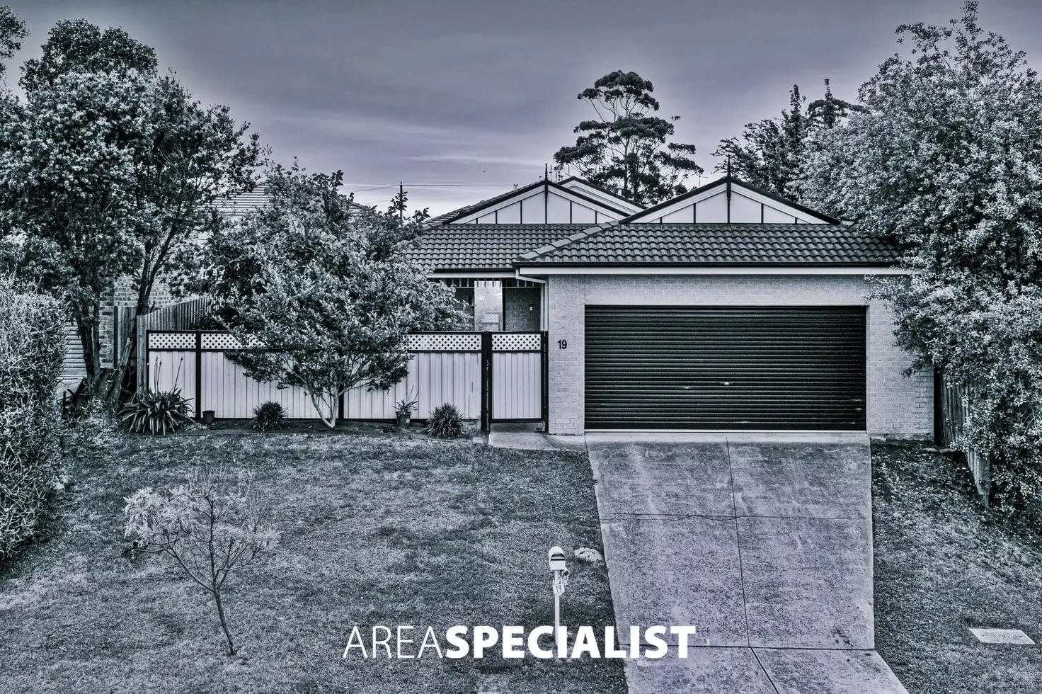 Main view of Homely house listing, 19 Kathryn Close, Pakenham VIC 3810