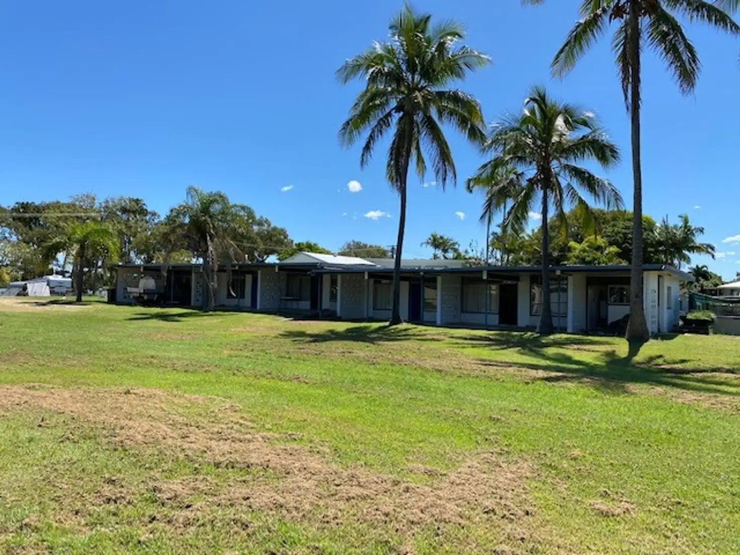 Main view of Homely block of units listing, 17 Ware Avenue, Causeway Lake QLD 4703