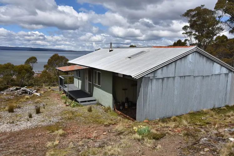 10537 Highland Lakes Road, Doctors Point TAS 7304