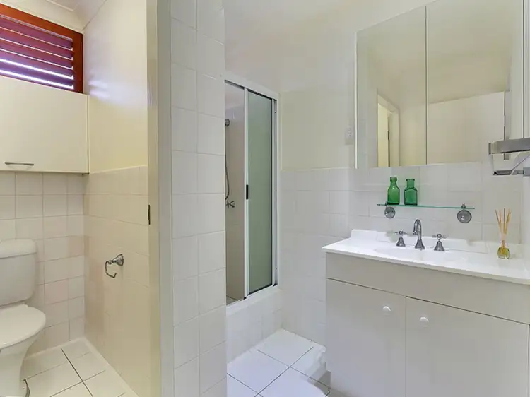 Sixth view of Homely unit listing, 2/1 Sandown Close, Woree QLD 4868