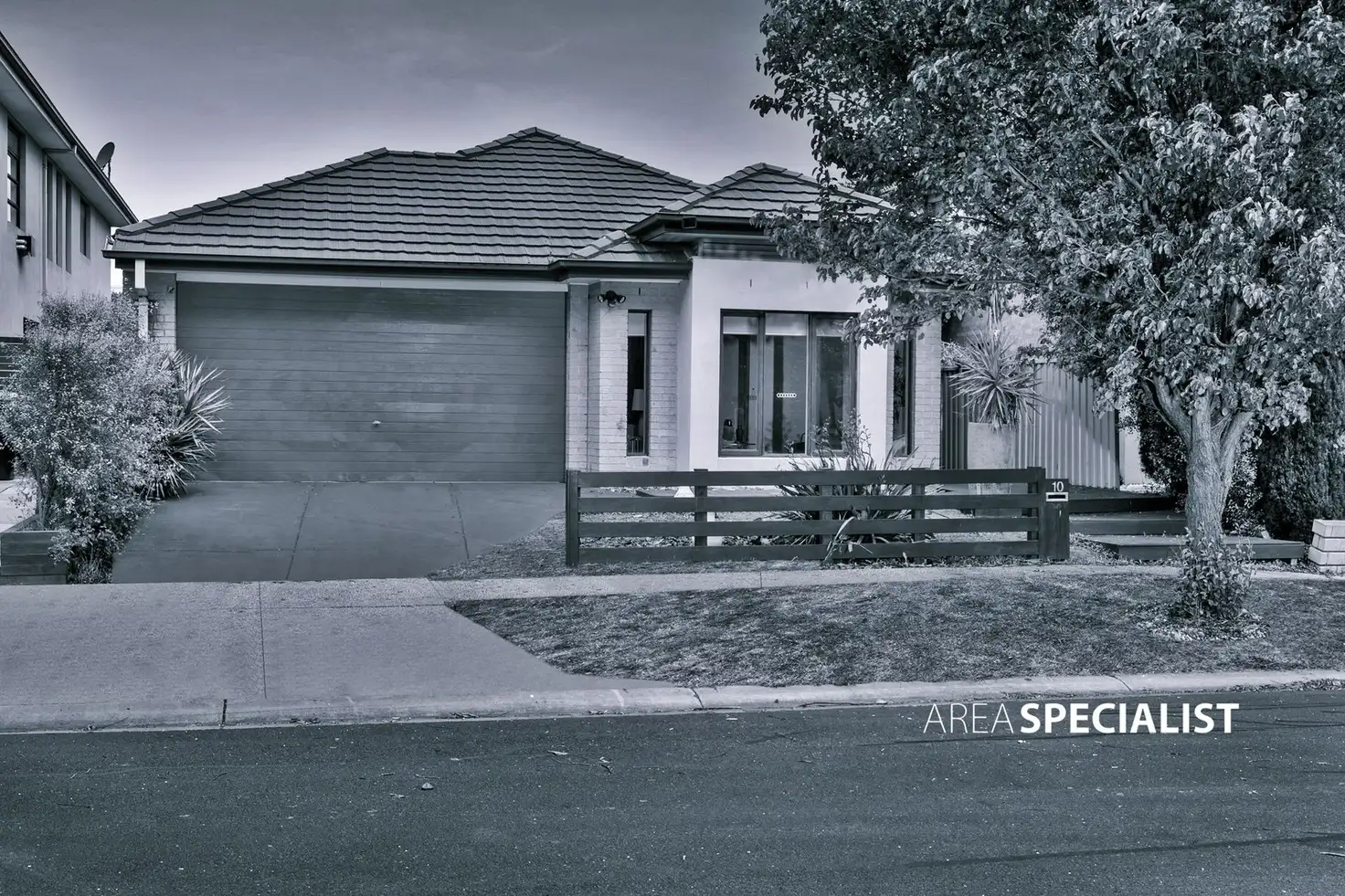 Main view of Homely house listing, 10 Westerfolds Terrace, Caroline Springs VIC 3023