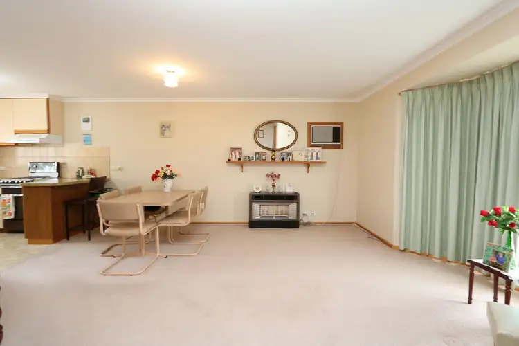Fifth view of Homely unit listing, 2/99 Clarendon Street, Maryborough VIC 3465