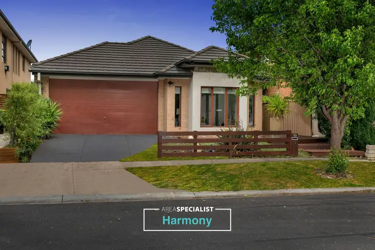 10 Westerfolds Terrace, Caroline Springs VIC 3023