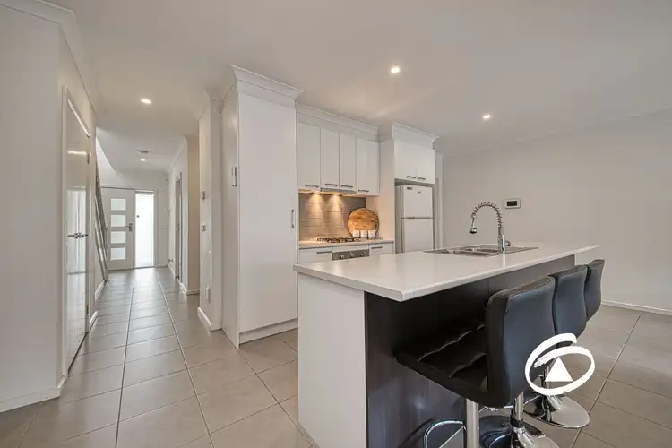 7/23 Atlantic Drive, Pakenham VIC 3810