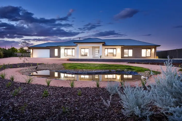 Second view of Homely house listing, 8 Adelong Court, Nichols Point VIC 3501