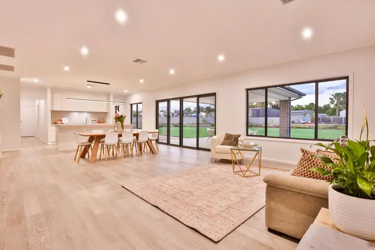 Fourth view of Homely house listing, 8 Adelong Court, Nichols Point VIC 3501