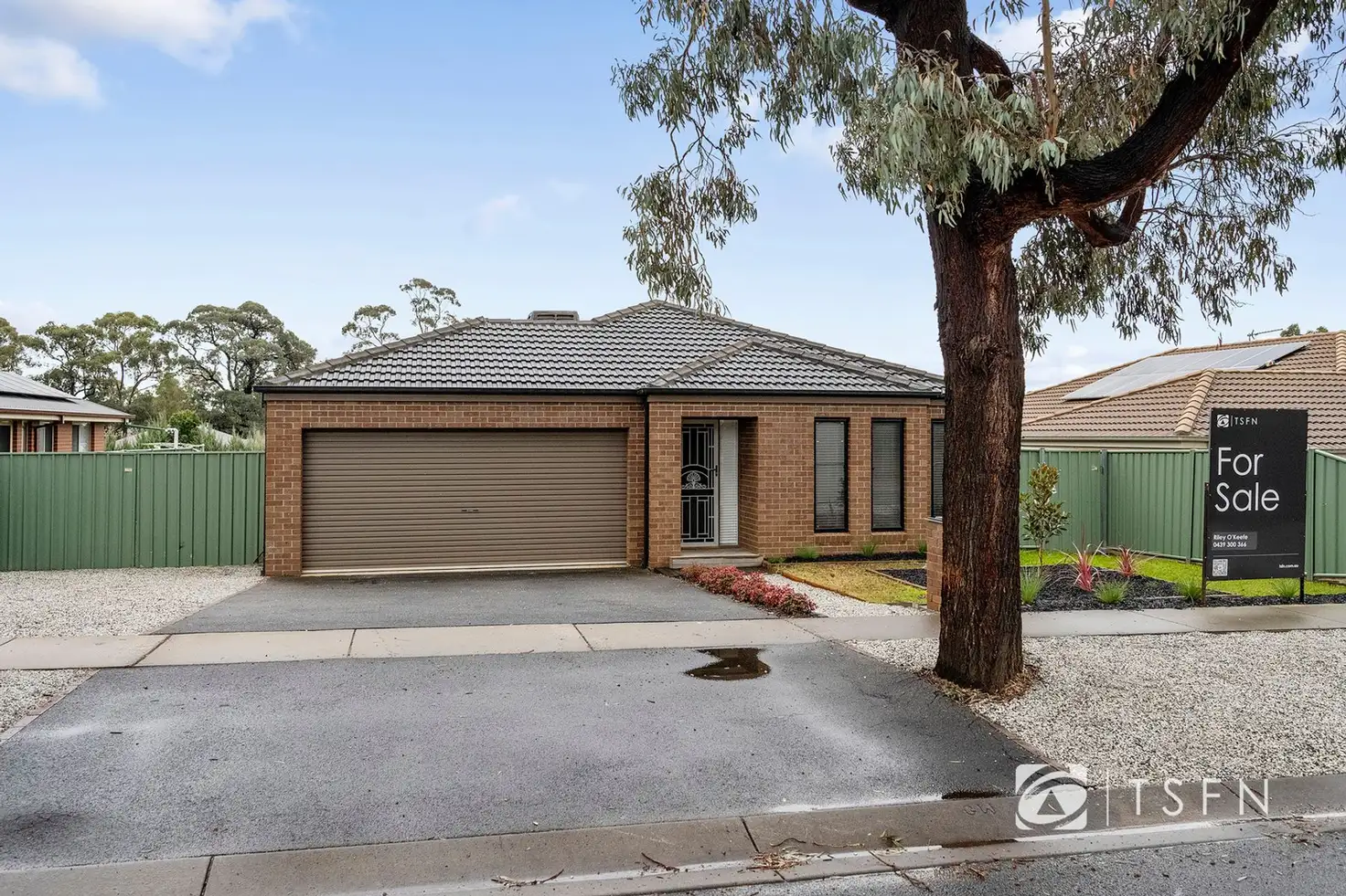 Main view of Homely house listing, 27 Irontree Close, Kangaroo Flat VIC 3555