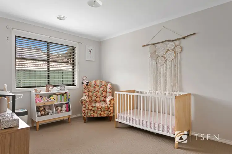 Sixth view of Homely house listing, 27 Irontree Close, Kangaroo Flat VIC 3555