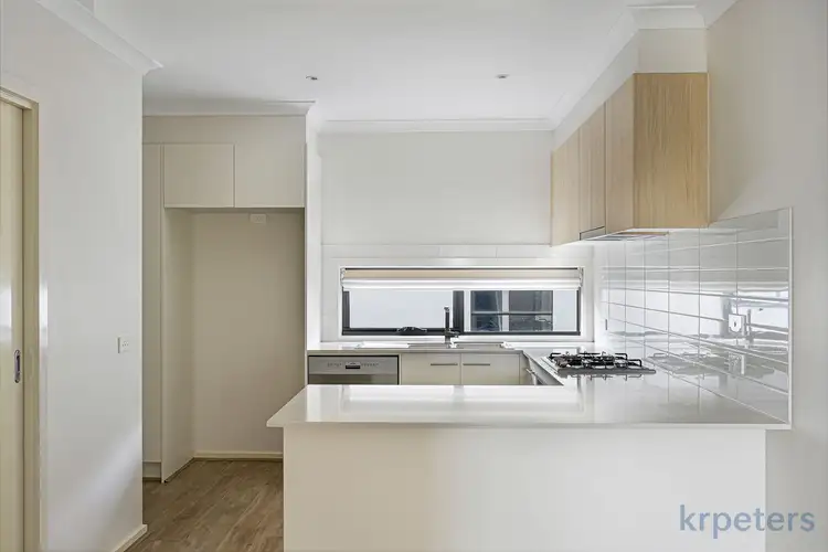 Fourth view of Homely townhouse listing, 33 Bianca Court, Pakenham VIC 3810
