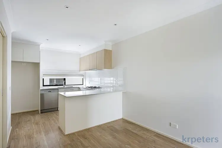 Fifth view of Homely townhouse listing, 33 Bianca Court, Pakenham VIC 3810