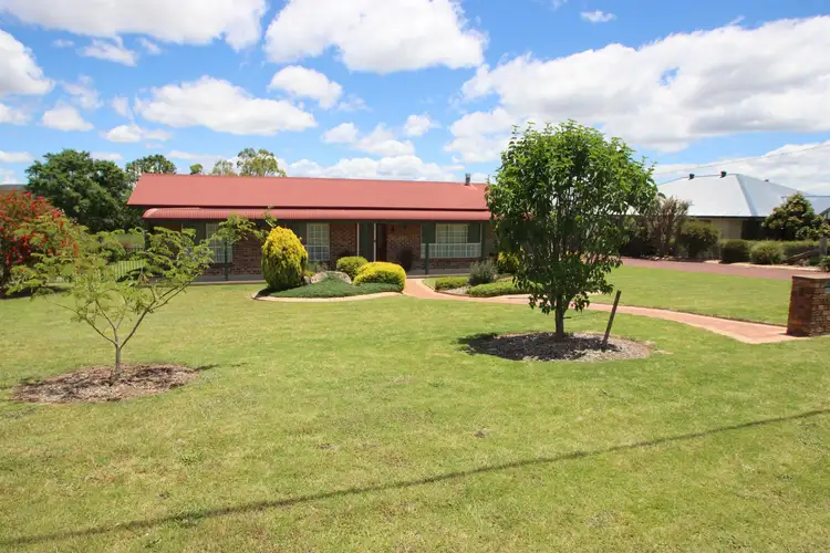 192 East Street, Tenterfield NSW 2372