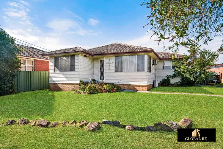 8 Bramley Street, Fairfield West NSW 2165