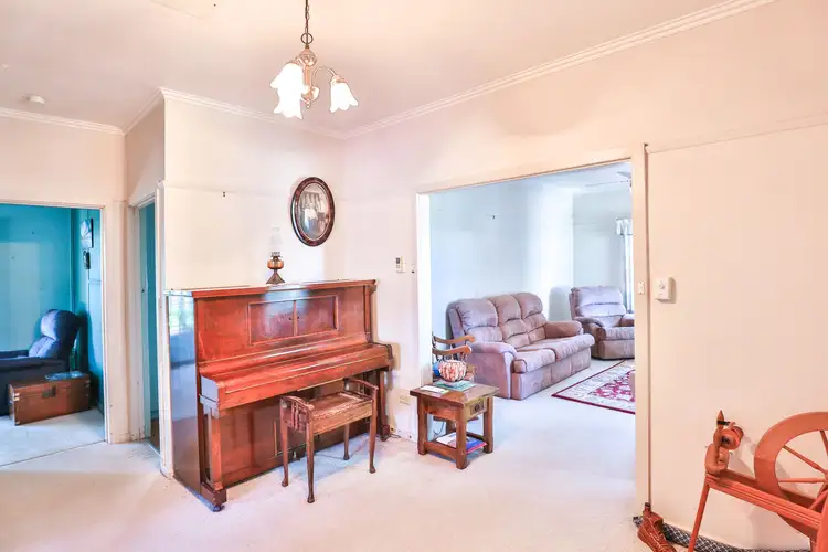 Fifth view of Homely house listing, 27 South Street, Red Cliffs VIC 3496