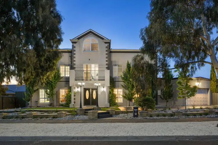 1 Pendragon Crescent, Derrimut VIC 3026