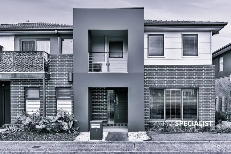 19 Merrimack Crescent, Keysborough VIC 3173