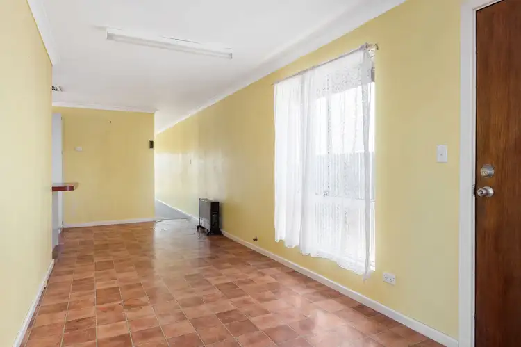 Sixth view of Homely house listing, 2 Moran, Boulder WA 6432