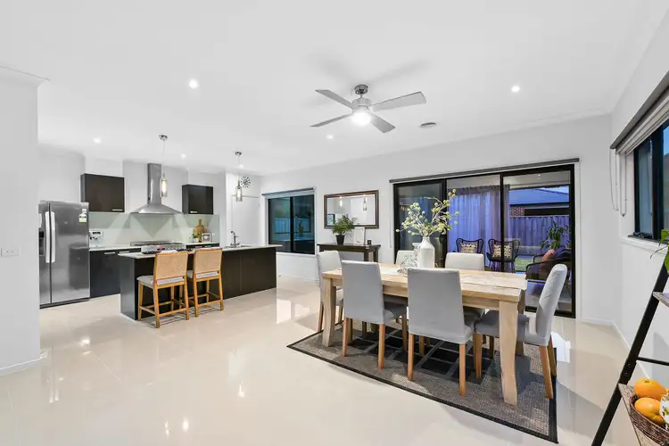 Second view of Homely house listing, 16 Bluebell Way, Keysborough VIC 3173