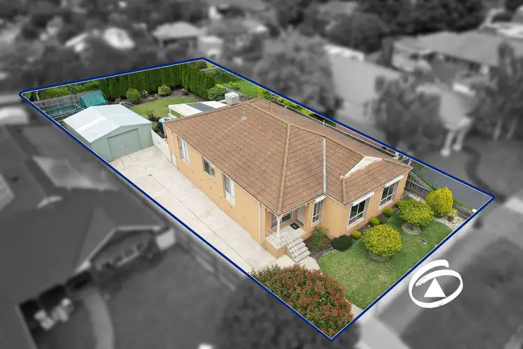 40 Leigh Drive, Pakenham VIC 3810