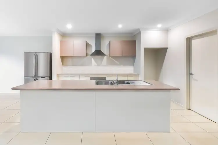 Sixth view of Homely house listing, 7 Weston Street, Keysborough VIC 3173