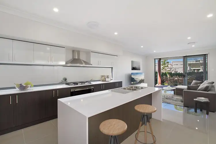 7808 Pavilions Close, Hope Island QLD 4212