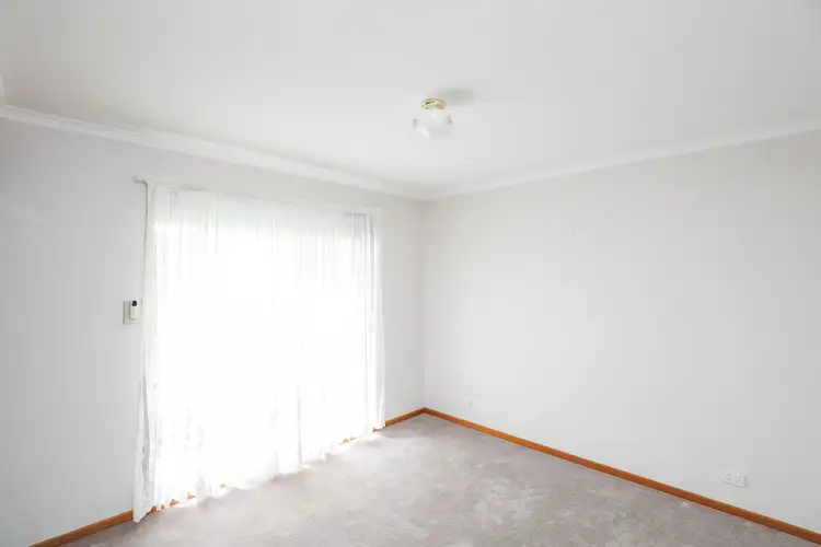 Seventh view of Homely unit listing, 2/17 Whittaker Crescent, Red Cliffs VIC 3496