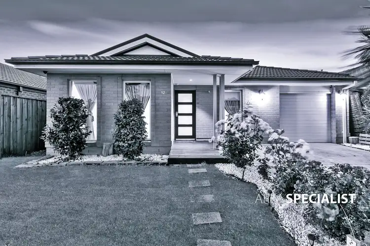 12 Alice Mary Road, Cranbourne West VIC 3977