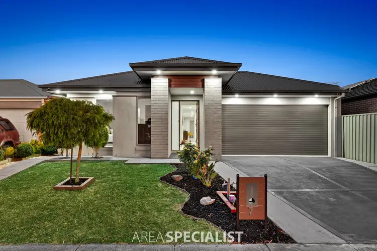 Main view of Homely house listing, 7 Woodsman Way, Cranbourne East VIC 3977