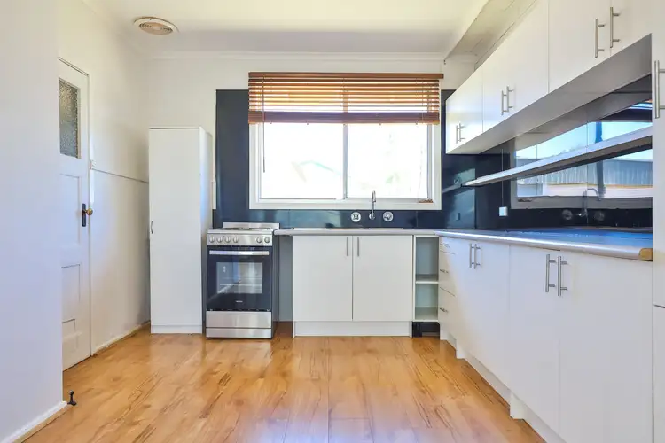 Sixth view of Homely house listing, 2 Murray Avenue, Red Cliffs VIC 3496