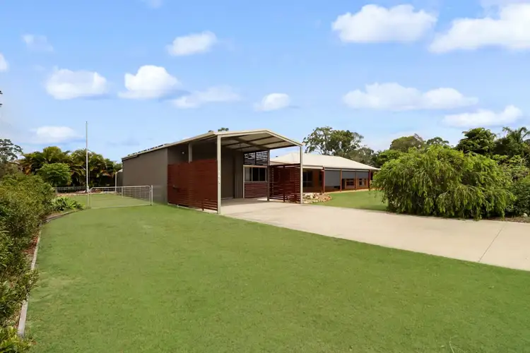 102 Boundary Road, Urangan QLD 4655