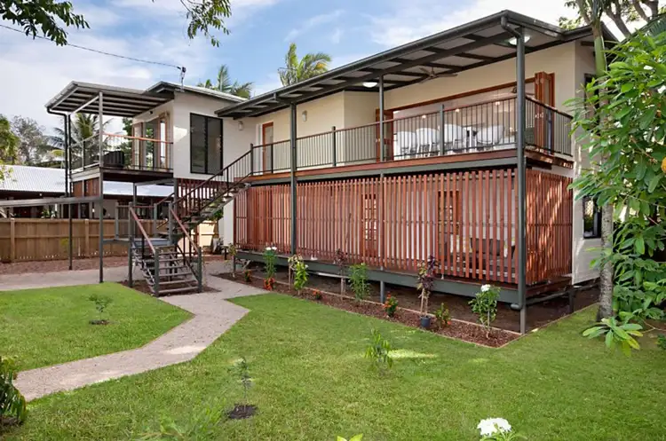 37 Law Street, Cairns North QLD 4870