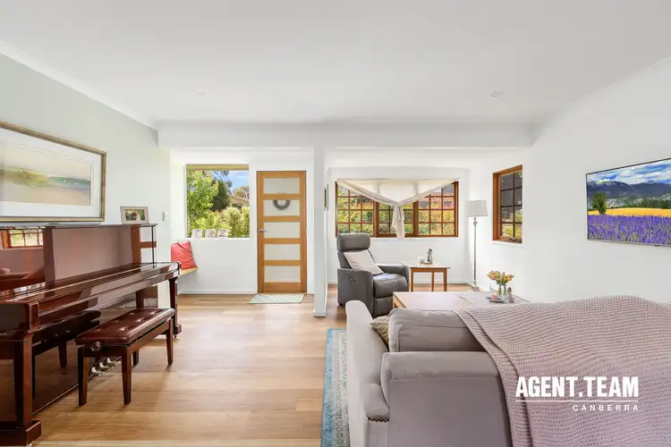 16 Sellwood Street, Holt ACT 2615