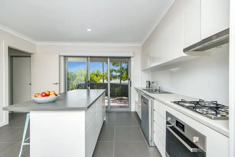 8/30 Croudace Road, Elermore Vale NSW 2287