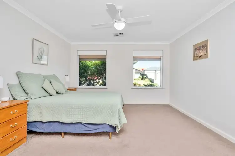 Sixth view of Homely house listing, 4 Placid Bend, South Yunderup WA 6208