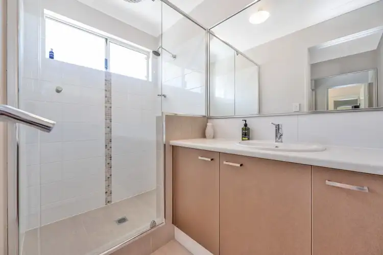 Seventh view of Homely house listing, 4 Placid Bend, South Yunderup WA 6208