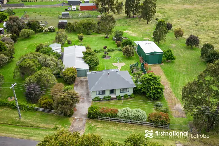 Main view of Homely house listing, 5 Hendersons Road, Toongabbie VIC 3856