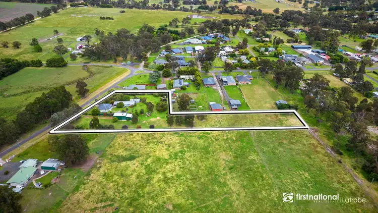 Second view of Homely house listing, 5 Hendersons Road, Toongabbie VIC 3856