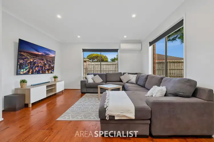 Second view of Homely house listing, 5 Dunmore Court, Cranbourne VIC 3977