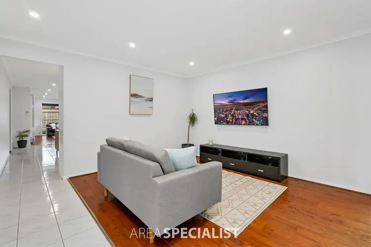 Third view of Homely house listing, 5 Dunmore Court, Cranbourne VIC 3977