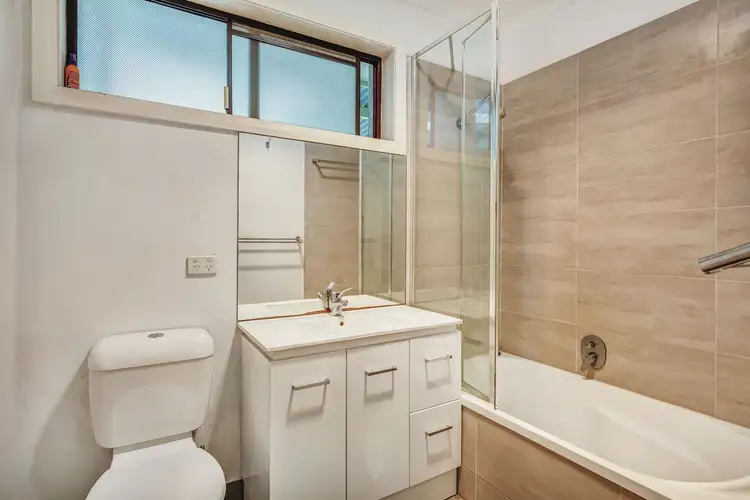 Sixth view of Homely house listing, 15 Claret Court, Bright VIC 3741