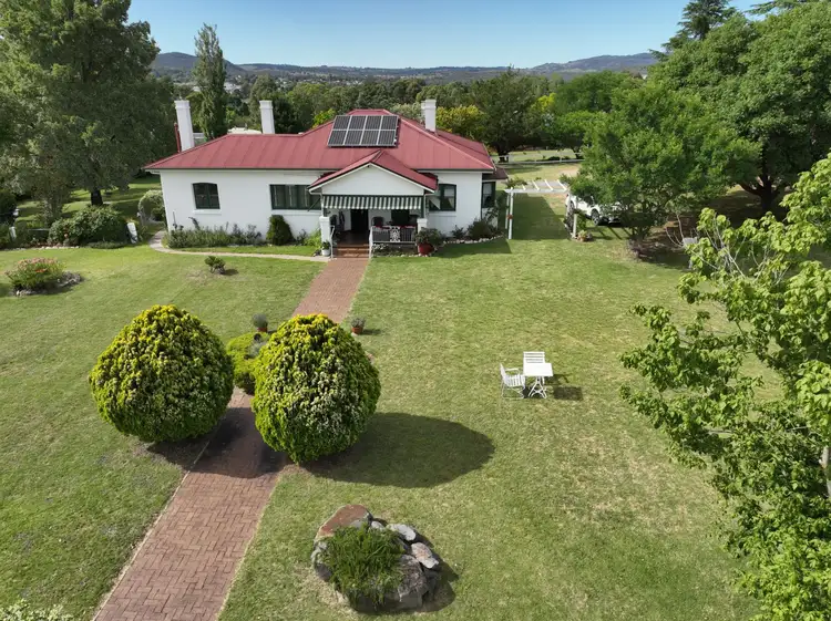 97 Cowper Street, Tenterfield NSW 2372