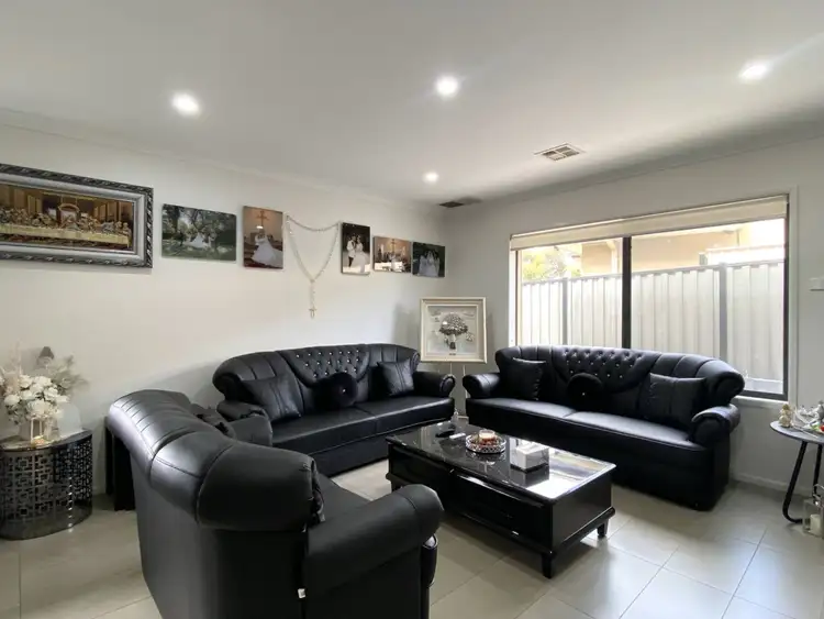 Fifth view of Homely house listing, 1 Versant Drive, Craigieburn VIC 3064