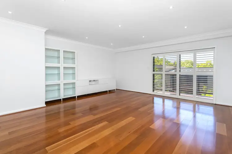 Main view of Homely apartment listing, 11/122 Mounts Bay Rd, Perth WA 6000