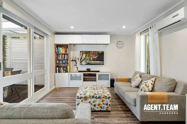7 Weaver Place, Charnwood ACT 2615