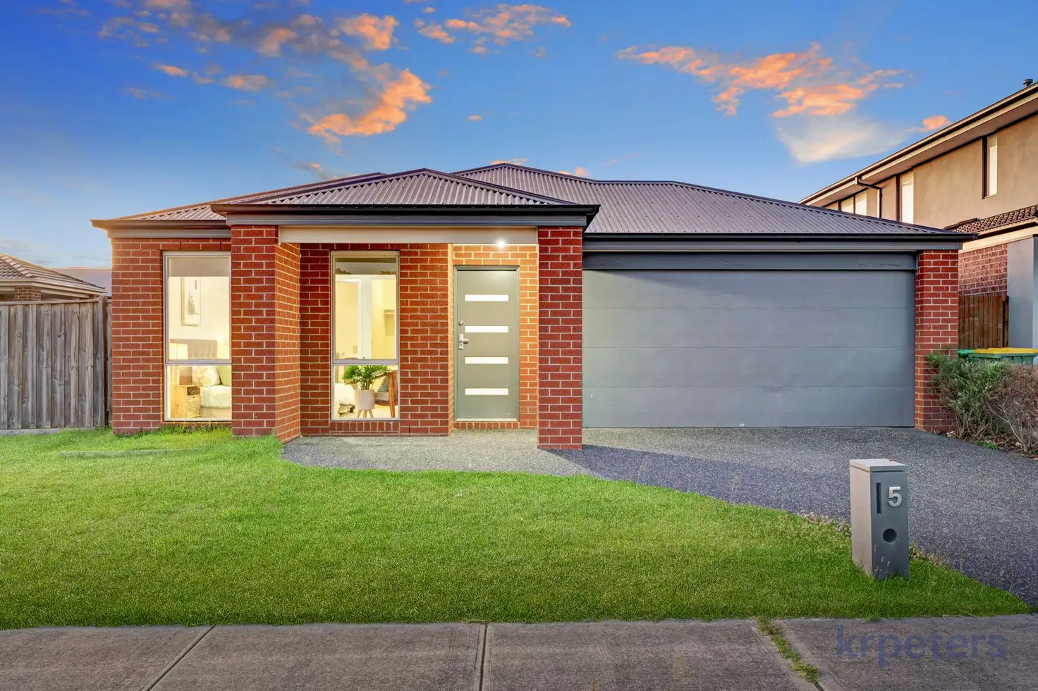 Main view of Homely house listing, 5 Double Delight Drive, Beaconsfield VIC 3807